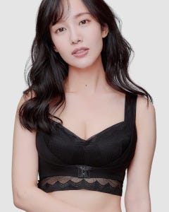 理想　バスト　ナイトブラ　ブラ　補正下着